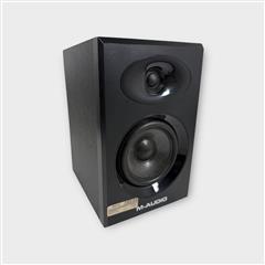 M-Audio BX5 Graphite 5-inch Active Studio Monitor